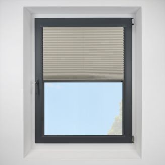 Intu Infusion Asc Ivory Pleated Blind With Gunmetal Cassette
