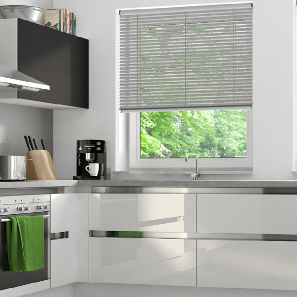 Kitchen venetian blind